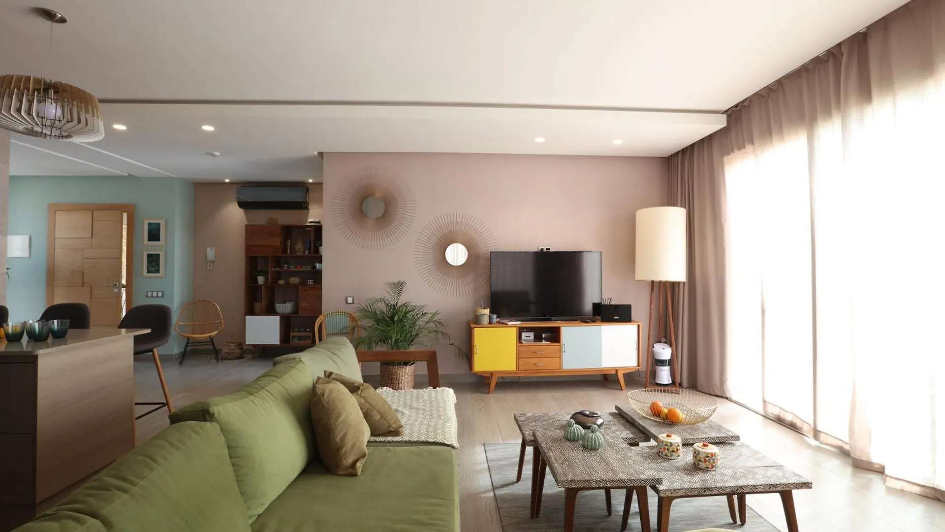 Ymy Beach House Агадир 0*,